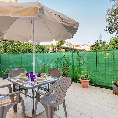 Casa Malva! Roomy & Colourful Flat
