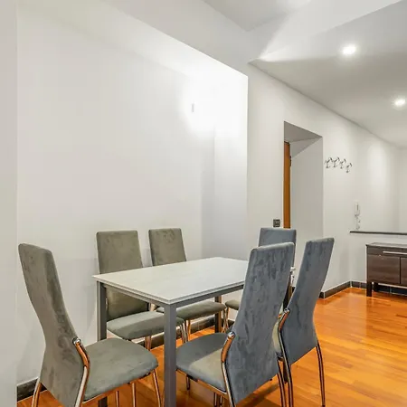 Casa Malva! Roomy & Colourful Flat Apartman *